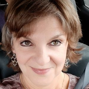 Meet your Posher, Kim